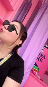 Sabun Ultra Milk Bareng Sonia Basil