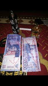 Jimat kekayaan keris rajah penglaris merupakan sebuah benda yang disakralkan karena mempunyai kekuatan spiritual dalam hal kekayaan. Uang Asmak Kaji Diri Alhikmah