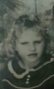 Can a blurry photo be restored and colored?