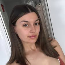 Women supporting each other in a positive community