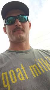 Hey yall, I'm out at Popular Head! It's opening day, weather's nice and the  selling has begun! Yall come support local farmers