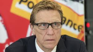 Glen Hanlon fera son baptême du feu à Munich