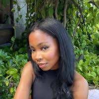 900+ "Constantin" profiles