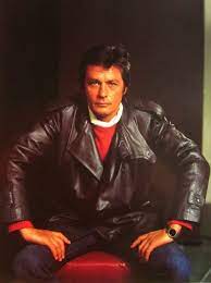 Pin By Chofi On Alain Delon Alain Delon French Cinema Actors