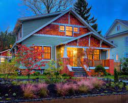 Beautifully landscaped lawns at both rear and front sides make this house more eye catching. 17 Small Beautiful Bungalow House Design Ideas
