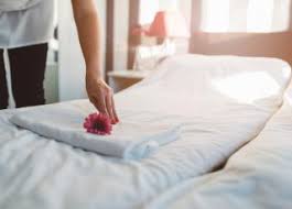 D'entrée de jeu, soyons honnêtes, le domaine des chambres d'hôtes, résidences de tourisme et autres bed and breakfast — une foule d'appellations souvent galvaudées par. Les Chambres D Hotes Entreprises Gouv Fr