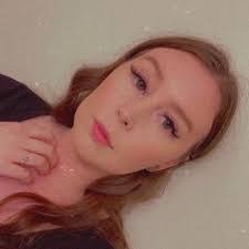 Bailey Blevins's Instagram, Twitter & Facebook