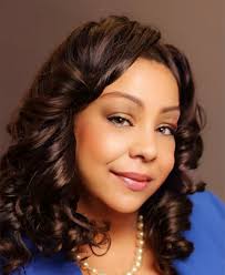 Angela Moore - Wikipedia