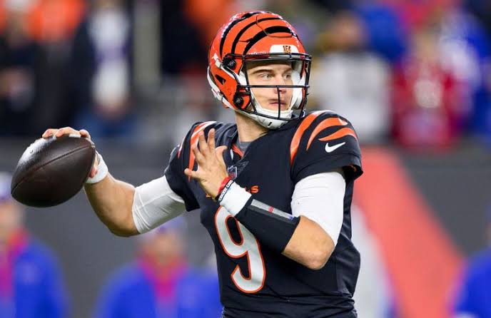 Bengals say QB Joe Burrow has been cleared for contact and is good to go for training camp | The Seattle Times