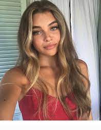 Melanin determines whether you are blonde, redhead or brunette, and its depletion over time causes the hair to lose color and become shades of white, silver and gray. Sun Kissed Blonde Hair Color Coolladies Net