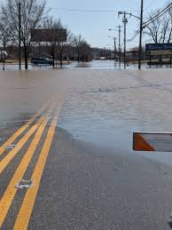 Last.fm recent rotation discussion, essential album of the week. Ohio River Continues To Creep Into The East End Wkrc