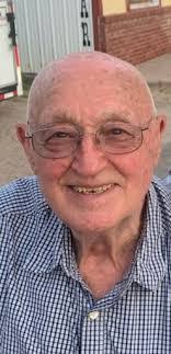 Marilyn Messer's Instagram, Twitter & Facebook