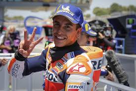 Marc marquez, 2019'daki valencia grand prix'sinin ardından ilk kez podyumun zirvesine çıktı. Marquez Undergoes Successful Surgery On Broken Arm After Jerez Motogp Crash