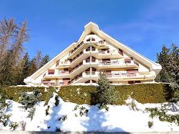 Crans montana est une des grandes stations suisses. Villa Signal Crans Montana Switzerland Iglu Ski