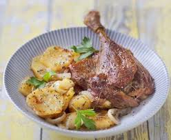 Cuisses De Canard Aux Pommes De Terre Confites Recette Recette Cuisse De Canard Pomme De Terre Confite Recettes De Cuisine