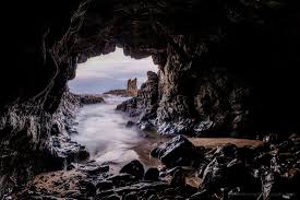 Cathedral Rocks Cave Kiama Nsw Australia Most Beautiful Places Beautiful Places Cathedral