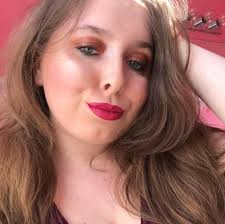 It's almost rude how beautiful Ariana Grande is, honestly. 🤍