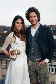 Weitere ideen zu braut dirndl, dirndl, hochzeit. I Do Heiraten In Tracht Ludwig Therese Magazin