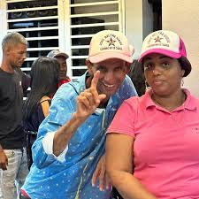 Joel Beltré, alcalde de Tabara Arriba, realizó tradicional compartir de  habichuelas con dulce. Azua News: El periódico de todos los azuanos.  Elevando a lo más alto el orgullo azuano. Correo para denuncias: