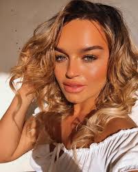 Austin Samson's Instagram, Twitter & Facebook