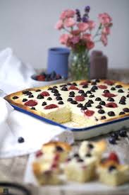 Sommerlicher Beeren Quark Blechkuchen Blechkuchen Kuchen Und Torten Kuchen Ohne Backen