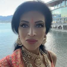 Congratulations to Pratibha Jairath & entire team of Vidya Jyoti for a very  successful fundraiser at Ashyana Banquet. Thanks for the award.