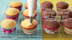 Hier gibt es leckere rezepten von geburtstagstorte, muffins, getränke und tortendekon. Rezept Cupcakes Youtube