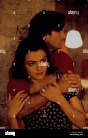STEALING BEAUTY (1996) RACHEL WEISZ, D W MOFFETT SGBY 070 Stock Photo -  Alamy