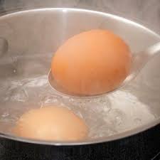 Le Bicarbonate De Sodium Elimine La Graisse De Toutes Ces Zones La Seule Facon Dont Cela Fonctionne Est De Le Oeuf A La Coque Remedes Naturels Perdre Du Poids