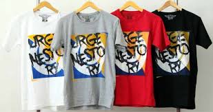 Motif batik modern dan elegan dirancang dalam bergaya sesuai keinginan dari batik modern yang terbaik serta memiliki corak yang menarik. Cara Membedakan Kaos Distro Yang Asli Dengan Yang Palsu