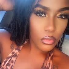 A teen paid tribute to Biggie Smalls this Halloween and ended up winning  the internet 👑