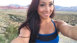 Leanna Carr's Instagram, Twitter & Facebook