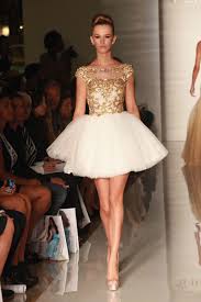 Pin By Samantha Meehan On Sherri Hill Homecoming Dresses Sherri Hill Prom Dresses Lace Homecoming Dresses