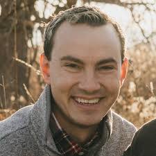 Dustin Troxell's Instagram, Twitter & Facebook