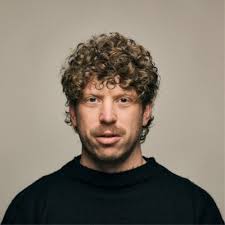 Specsavers: Should've Gone to Specsavers • Ads of the World™