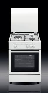 Es un tipo de cocina moderna para la cocción de los alimetos, que funciona con gas (natural, propano, butano, etc. Comprar Cocina Vitrokitchen Cb5530bn Gas Natural Blanca 3 Fuegos Funnatic Es