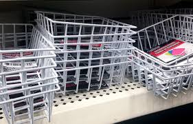 Farmhouse wire basket decor ideas. 3 Ways To Turn Dollar Store Finds Into Fancy Looking Farmhouse Decor