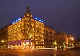 L'ensemble des diplômes nationaux sont accessibles avec un statut stagiaire de la formation professionnelle continue via la reprise d'études. Centre Des Impots Service Des Impots Des Particuliers Lyon Centre