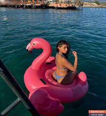 Asya Alizade bares her inner desires