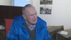 A True Oak Island Legend Treasure Hunter Dan Blankenship Dies At 95 March 18 2019 Oak Island Oak Island Mystery Treasure Hunter