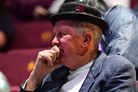 Athol Fugard: Hoe neem mens afskeid van 'n reus?