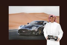 ولد «طه حسين علي بن سلامة» يوم الجمعة 15 نوفمبر 1889، وكان سابع ثلاثة عشر من أبناء أبيه حسين، وخامس أحد عشر من أشقائهِ، في قرية الكيلو قريبة من مغاغة إحدى مدن محافظة المنيا في الصعيد الأوسط. Ø´Ø±ÙƒØ© Ø§Ù„Ø­Ø§Ø¬ Ø­Ø³ÙŠÙ† Ø¹Ù„ÙŠ Ø±Ø¶Ø§ ÙˆØ´Ø±ÙƒØ§Ù‡ Ø§Ù„Ù…Ø­Ø¯ÙˆØ¯Ø© ØªØ­ØµØ¯ Ù„Ù‚Ø¨ Ø£ÙØ¶Ù„ ÙˆÙƒÙŠÙ„ Ù„Ø³ÙŠØ§Ø±Ø§Øª Ø£Ø³ØªÙˆÙ† Ù…Ø§Ø±ØªÙ† Ø¨Ù…Ù†Ø·Ù‚Ø© Ø§Ù„Ø´Ø±Ù‚ Ø§Ù„Ø£ÙˆØ³Ø· ÙˆØ´Ù…Ø§Ù„ Ø£ÙØ±ÙŠÙ‚ÙŠØ§ Ø§Ù„Ù…Ø¯ÙŠÙ†Ø©