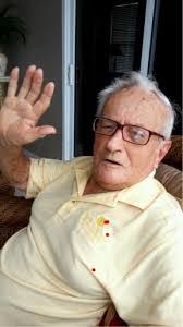 Brenda Bean's Instagram, Twitter & Facebook