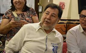 En 1995 encabezó la creación de la asamblea ciudadana en defensa de los deudores de la banca, organización que defendía a quienes debido a la crisis económica sufrida ese año en méxico, habían visto multiplicarse sus deudas por sus créditos bancarios, desde entonces encabezó las protestas que lo harían posteriormente reconocido, entre ellas una en 1996 en cancún frente al entonces presidente ernesto zedillo, por la que fue encarcelado unos días, pero fue liberado al poco tiempo ya que intervino el entonces presidente nacional del prd, andrés manuel lópez obrador. Un Abuso De Eu Querer Imponer Aranceles A Mexico Norona El Sol De San Luis Noticias Locales Policiacas Sobre Mexico San Luis Potosi Y El Mundo