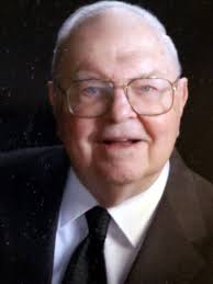 Robert Logwood's Instagram, Twitter & Facebook