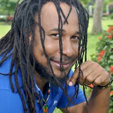 Listen to Aaron Silk Step Out by Aaron The Rod in Aaron Silk Step Out  playlist online for free