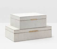 Maybe you would like to learn more about one of these? Berset Large Pigeon And Poodle Large Jewelry Box Suede Box Ivory Palette