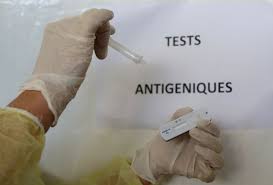 Le comité de concertation estime que la prudence reste de mise et souhaite donner dans un premier temps la priorité à l'enseignement, aux jeunes et aux activités en plein air. Vandenbroucke Confirme L Intention De Developper Les Auto Tests Avant Le Mois De Mai Belgique 7sur7 Be