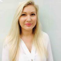 Catherine Ludlow's Instagram, Twitter & Facebook