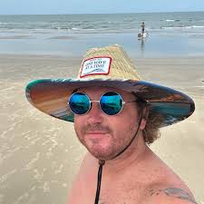 Wow! 🤯😳 🤬NBA great Karl Malone states he has finally made peace with the  son he conceived at age 22 with a 13 year old girl, Gloria Bell!!! Malone  initially denied paternity